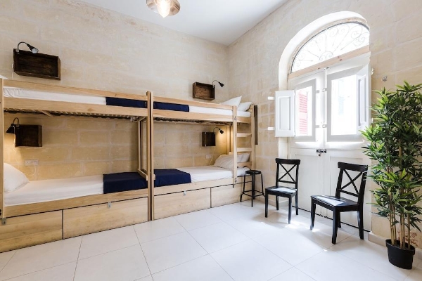 Two Pillows Boutique Hostel (Sliema)